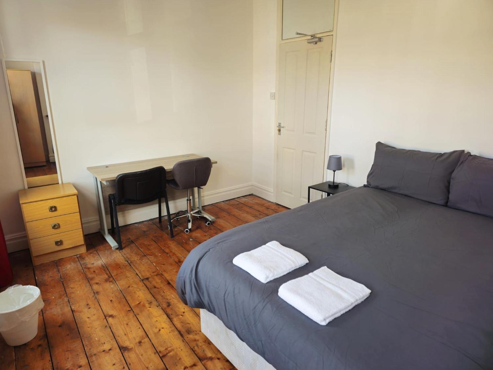 Delightful Room By Gloucester Road Бристоль Екстер'єр фото